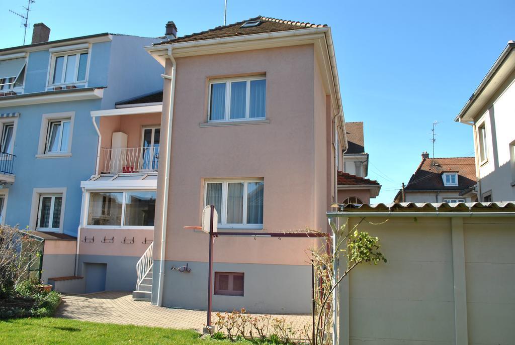 Logis Le 18 Rose Apartment Strasbourg Bagian luar foto